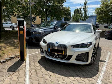 BMW i4 eDrive35 M Sport Edition (2025)
