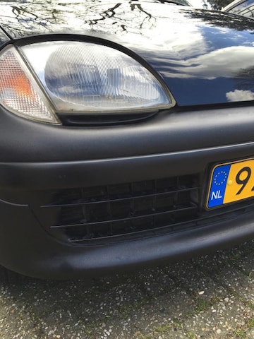 Fiat Seicento 1100 i.e. Young (2000)