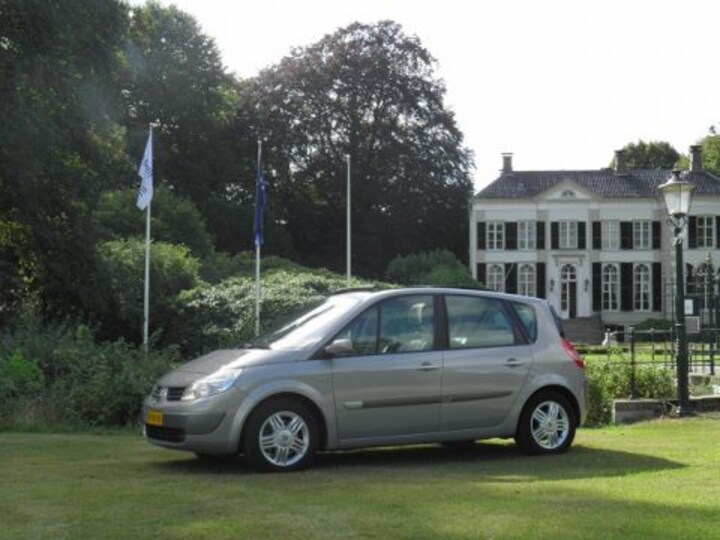 Renault Scénic 2.0 16V Privilège Luxe