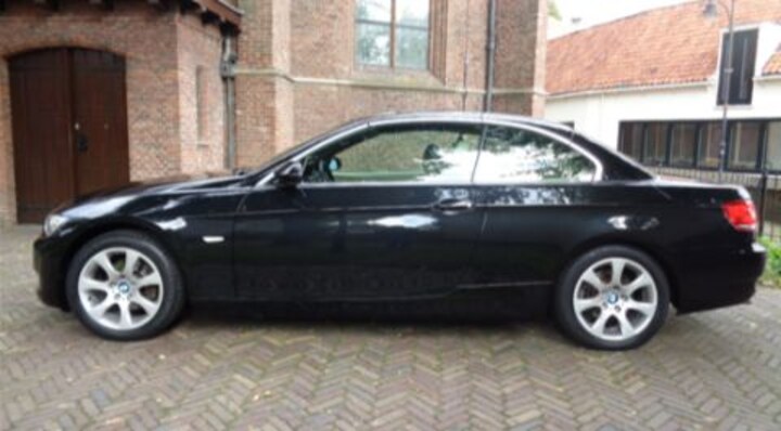 BMW 320i Cabrio High Executive