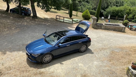 Mercedes-Benz CLA 200 Shooting Brake Business Solution Luxury