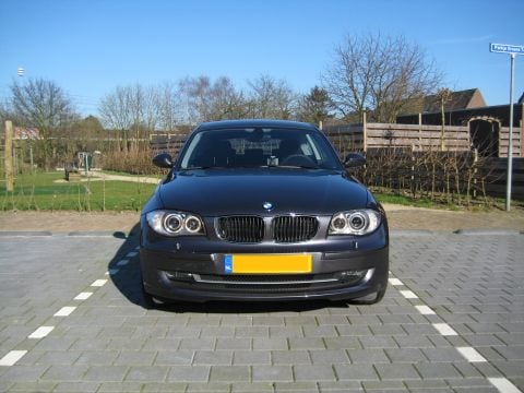 BMW 118i (2008)