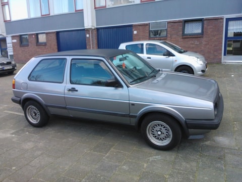 Volkswagen Golf 1.8 CL (1990)