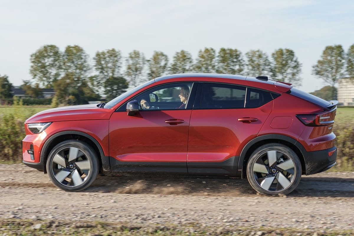 Zo veel beter is de Volvo C40 met achterwielaandrijving Duurtest