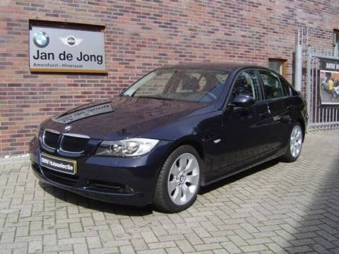 BMW 320i High Executive (2007)