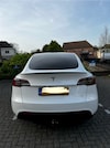 Tesla Model Y Long Range AWD (2023)