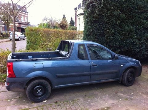Dacia Logan Pick-Up 1.5 dCi 75 (2011)