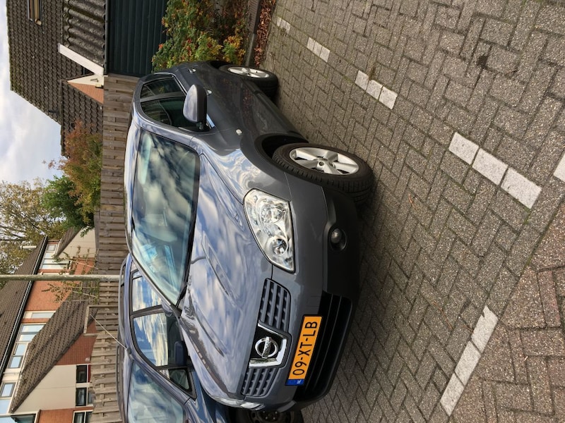 Nissan Qashqai 2.0 2WD Tekna Pack (2007)