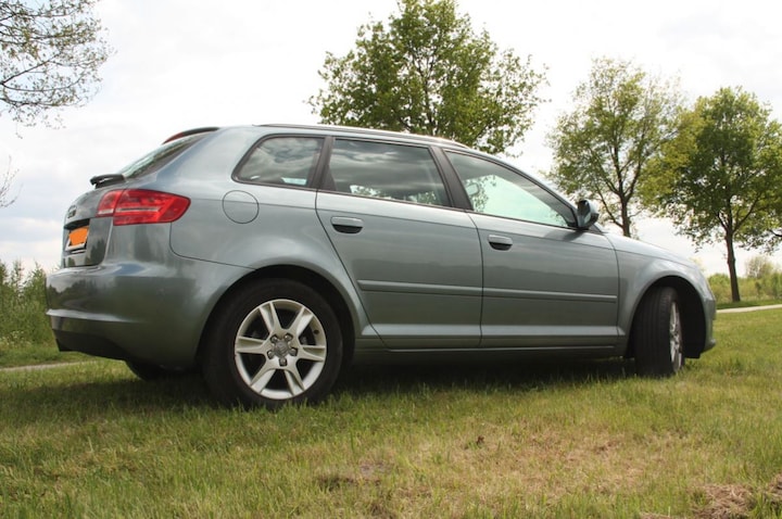 Audi A3 Sportback 1.8 TFSI Attraction (2009)