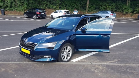 Skoda Superb Combi 1.6 TDI Greentech Style Business (2016)