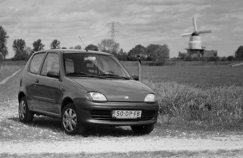 Fiat Seicento 1100 i.e. Young (1999)