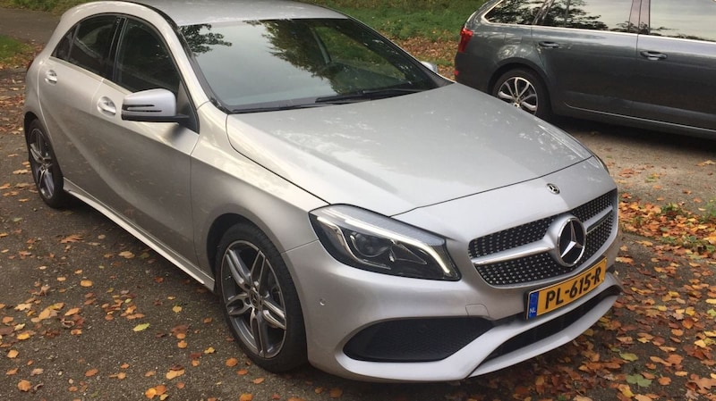 Mercedes-Benz A 180 Business Solution AMG (2017)
