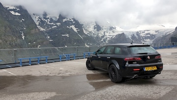 Alfa Romeo 159 Sportwagon 1.9 JTDm 8v Centario (2010)