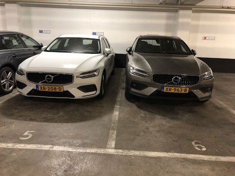 Volvo V60 Cross Country D4 AWD Intro Edition