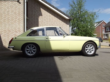MG B (1972)