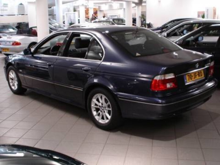 BMW 525i Edition (2002)