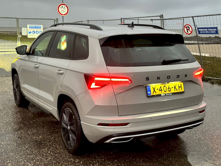 Skoda Karoq 1.5 TSI ACT Greentech Sportline Business (2023)