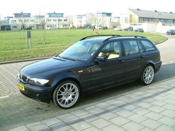 BMW 320d touring Executive (2002)