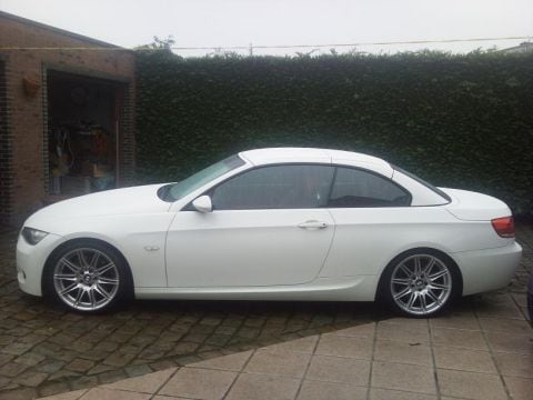 BMW 330i Cabrio High Executive (2007)
