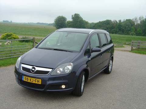 Opel Zafira 1.8 Temptation (2007)