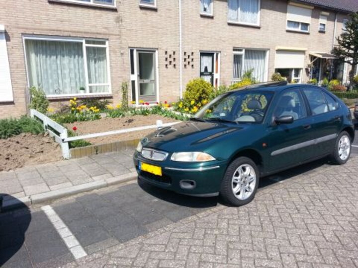 Rover 216 Si (1996)