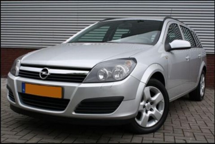 Opel Astra Stationwagon 1.9 CDTi 100pk Enjoy (2006)