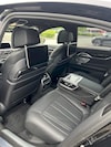 BMW 745e (2019)