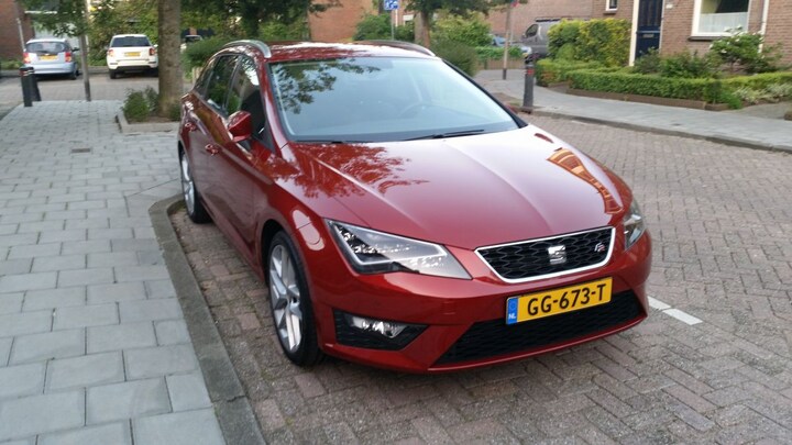 Seat Leon ST 1.4 EcoTSI 150pk FR (2015)