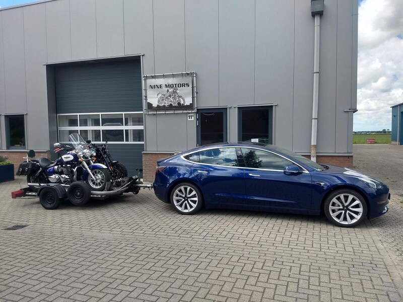 Tesla Model 3 Long Range (2019)