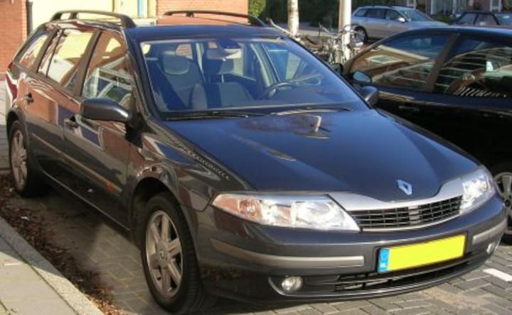 Renault Laguna Grand Tour 1.9 dCi 120pk Dynamique (2001)