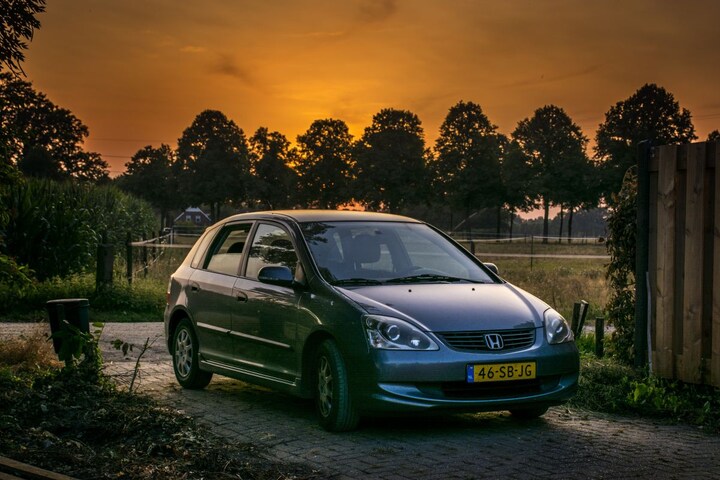 Honda Civic 1.4i LS (2005)