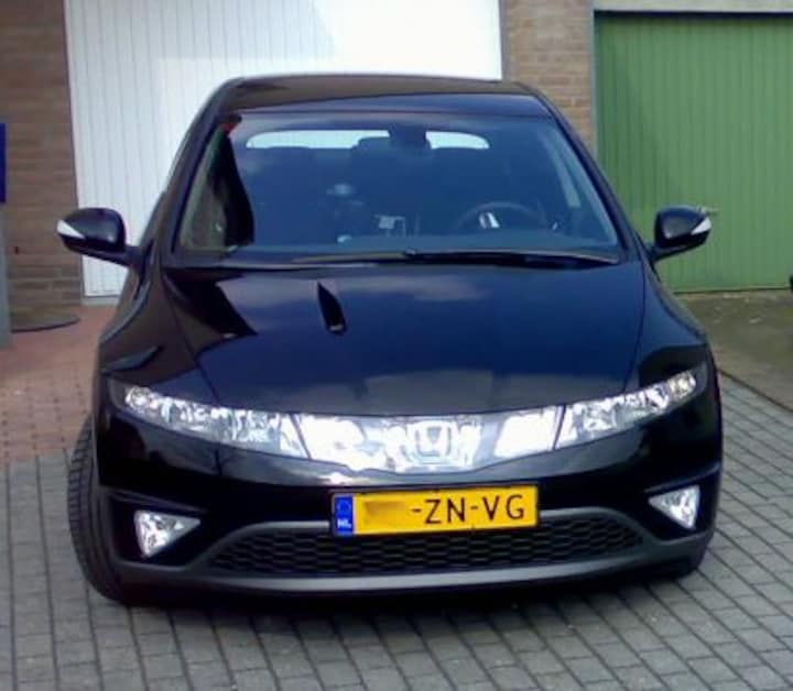 Honda Civic 1.8i-VTEC Sport (2008)
