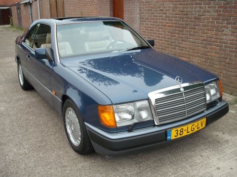 Mercedes-Benz 300 CE-24 (1990)
