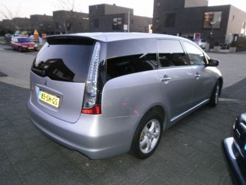 Mitsubishi Grandis 2.4 Intense (2006)