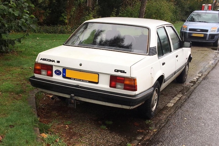 Opel Ascona