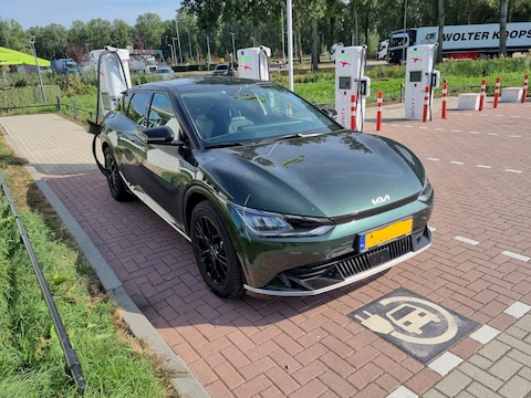Kia EV6 77.4kWh Plus (2021)