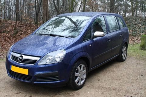 Opel Zafira 1.8 Essentia (2006)