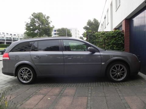 Opel Vectra Stationwagon 1.9 CDTi 150pk Elegance (2005)