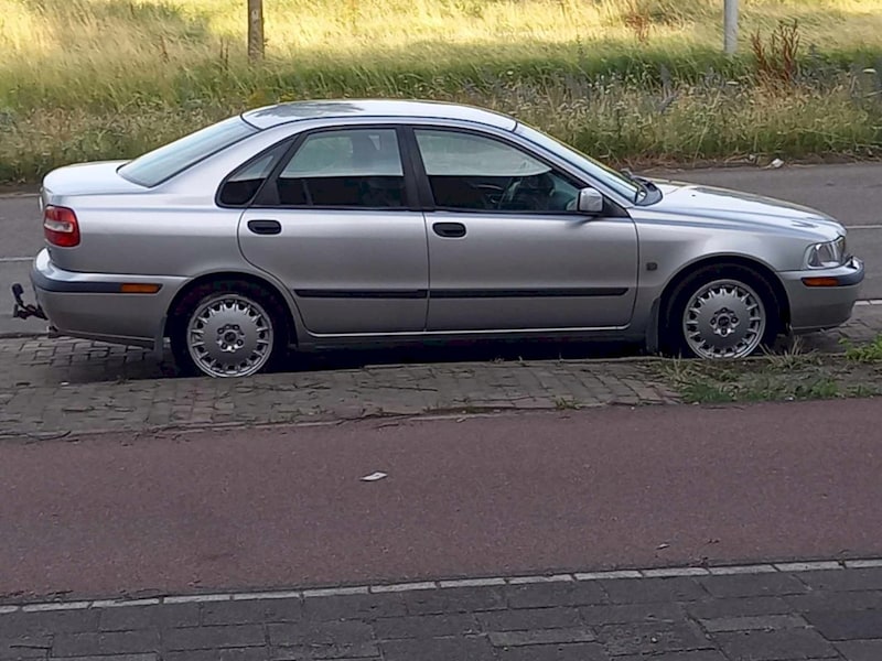 Volvo S40 1.8 Dynamic-Line (2000)