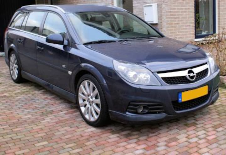 Opel Vectra Stationwagon 1.9 CDTi 150pk Sport (2006)