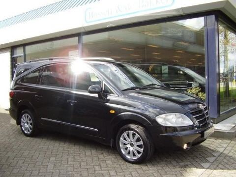 SsangYong Rodius SV 270X (2005)