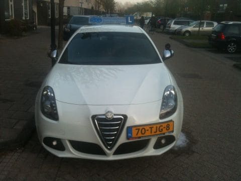 Alfa Romeo Giulietta 1.6 JTDm 105 Distinctive (2012)