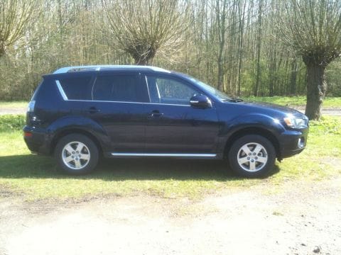 Mitsubishi Outlander 2.0 2WD Intro Edition