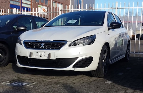 Peugeot 308 GT 1.6 e-THP 205
