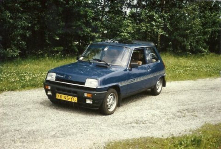 Renault 5 Parisienne 2