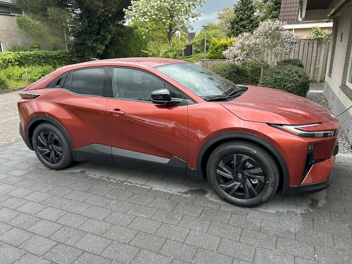 Toyota C-HR+ 77kWh First Edition (2026)