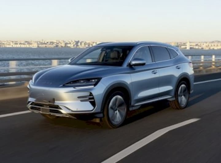 BYD Seal U DM-i AWD Design (2025)