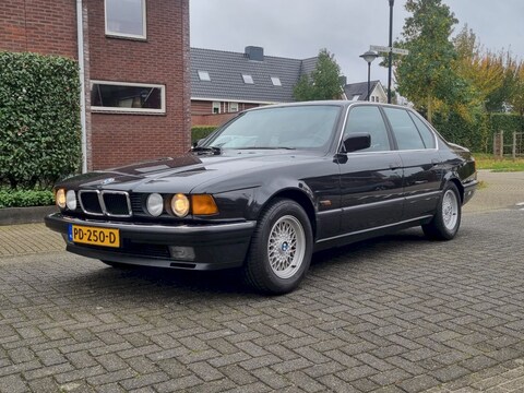 BMW 730i-V8 Executive