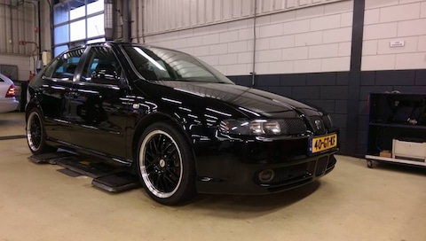 Seat Leon 2.8 V6 Cupra 4 (2001)