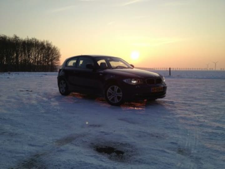 BMW 116i EfficientDynamics Edition Business Line Ultim (2011)